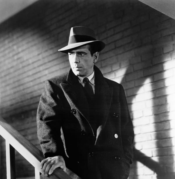 On ne peut vous pendre qu'une fois (They can only hang you once), Dashiel Hammett